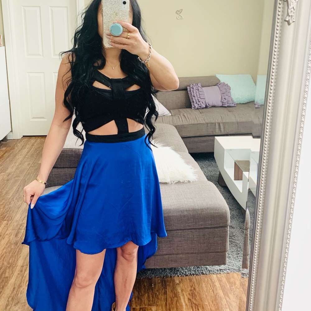 👗 UO REVERSE BLUE AND BLACK HI LOW DRESS